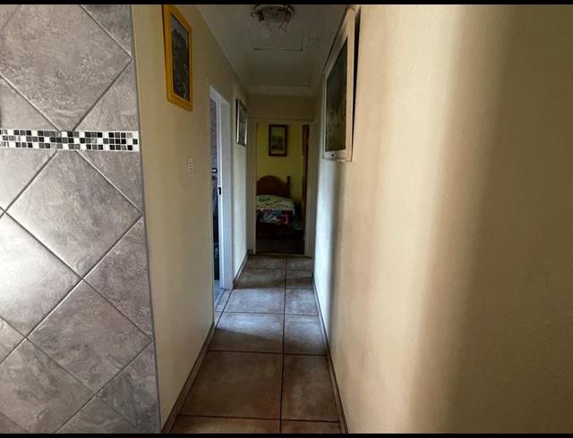 2 BEDROOM TOWNHOUSE FOR SALE IN MEYERVILLE